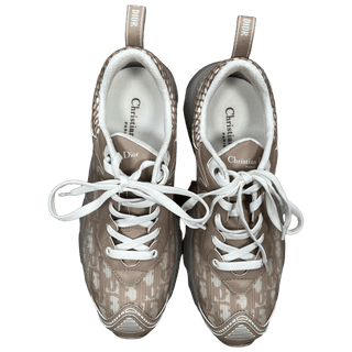 Dior Vibe Sneaker Nude