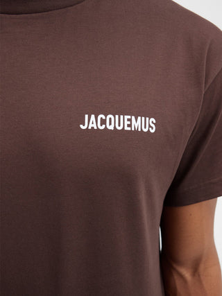 Jacquemus Le Logo Printed T-Shirt in Brown