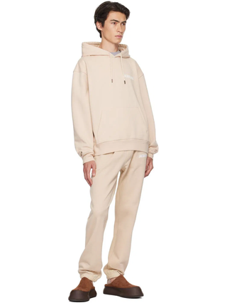 Jacquemus Le Sweatshirt Hoodie in Beige