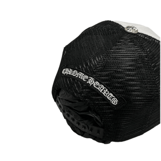 Chrome Hearts Men's White and Black Hat