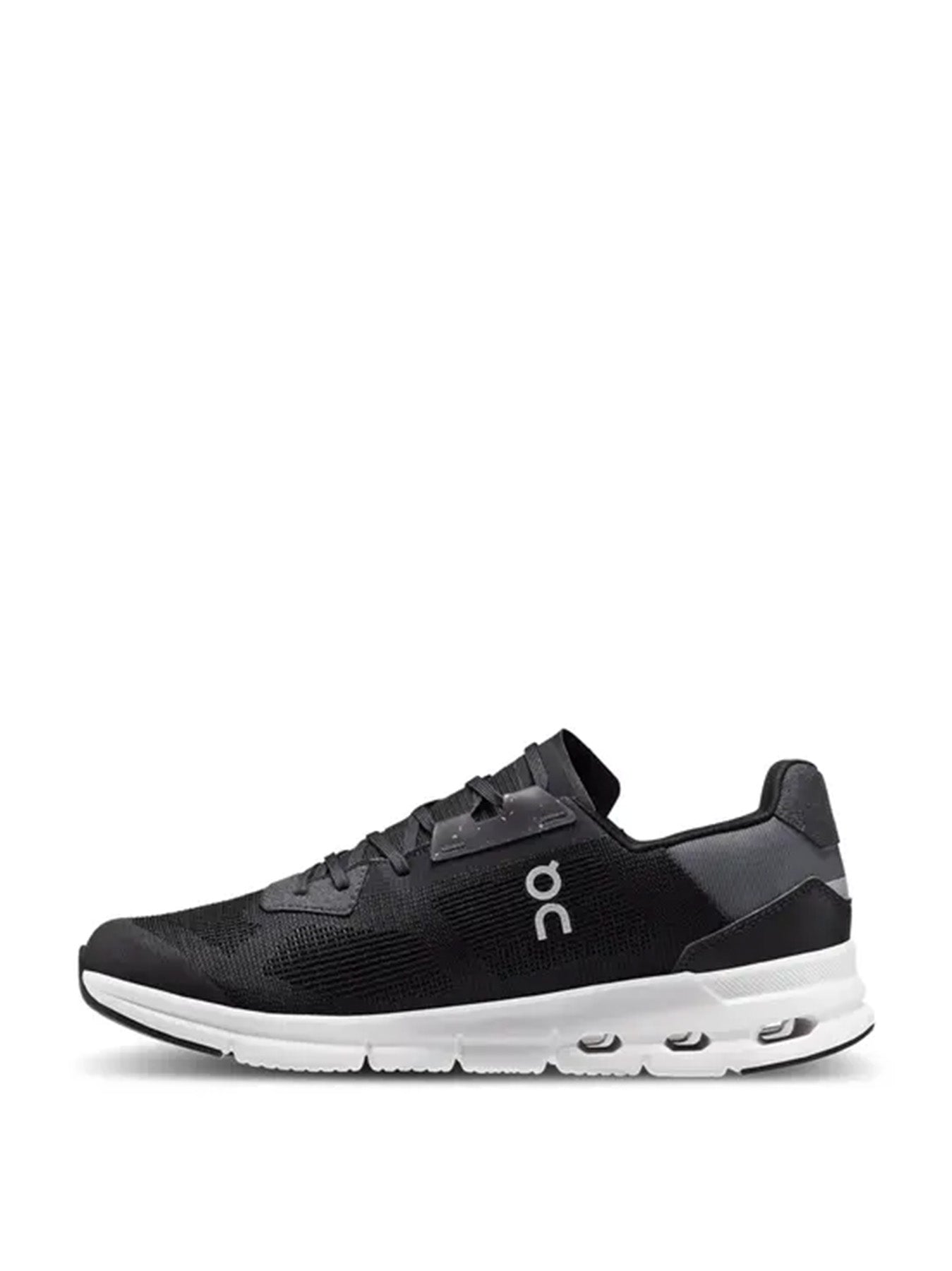 On Running CloudRift Trainers in Black/White
